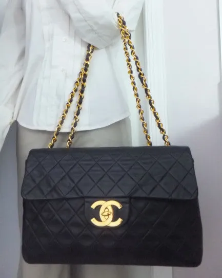 Authentic Chanel Vintage Navy XXL Maxi Jumbo