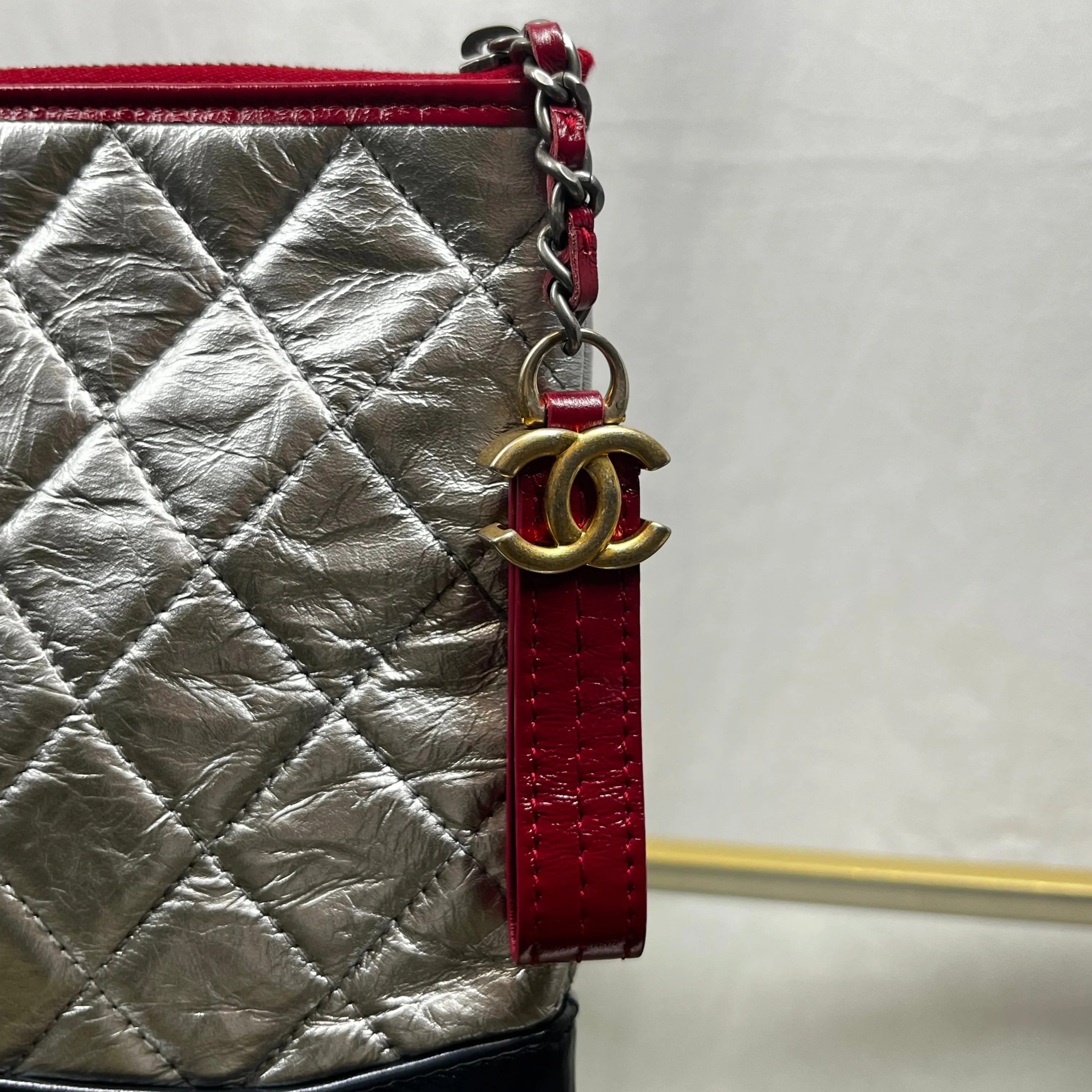CHANEL Gabrielle Medium Navy Blue Silver Red Aged Calfskin Quilted Cosmetic Case Clutch TS3711