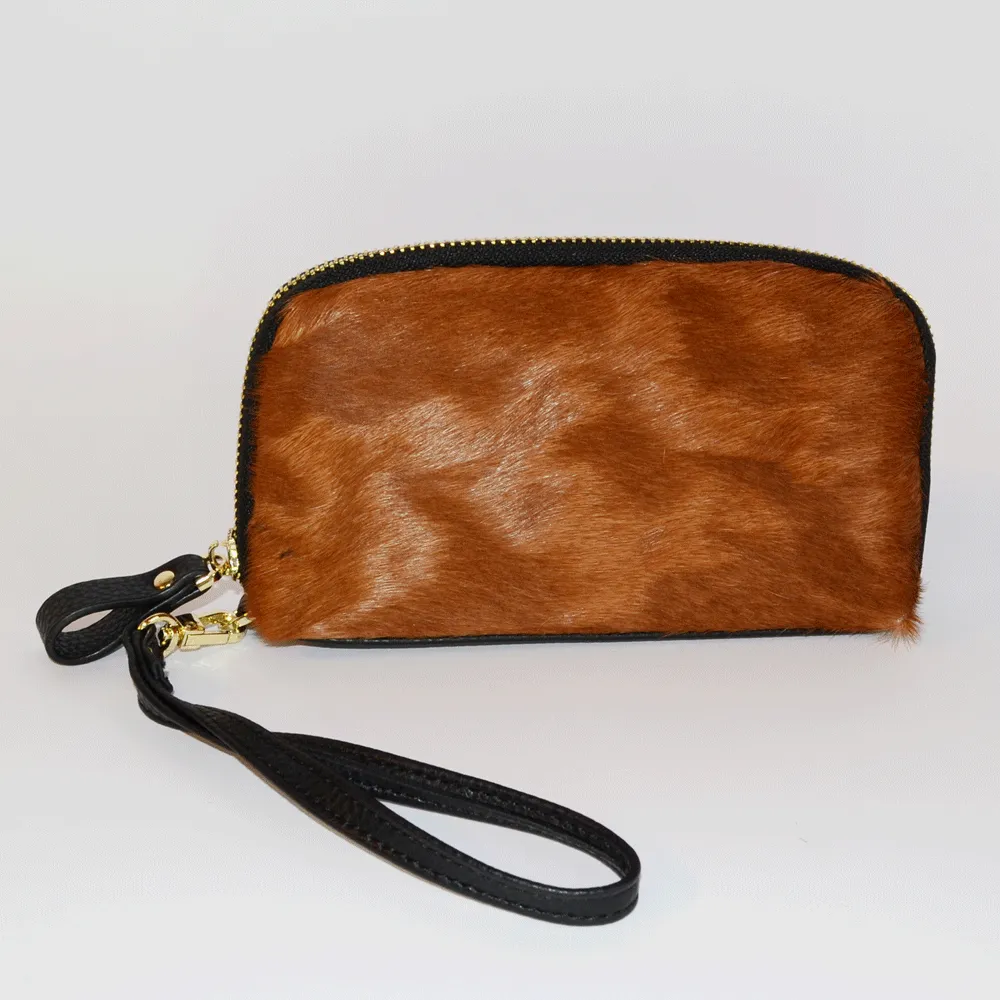 Collection Carmichael | Ladies Tan Cowhide Leather Wristlet Purse