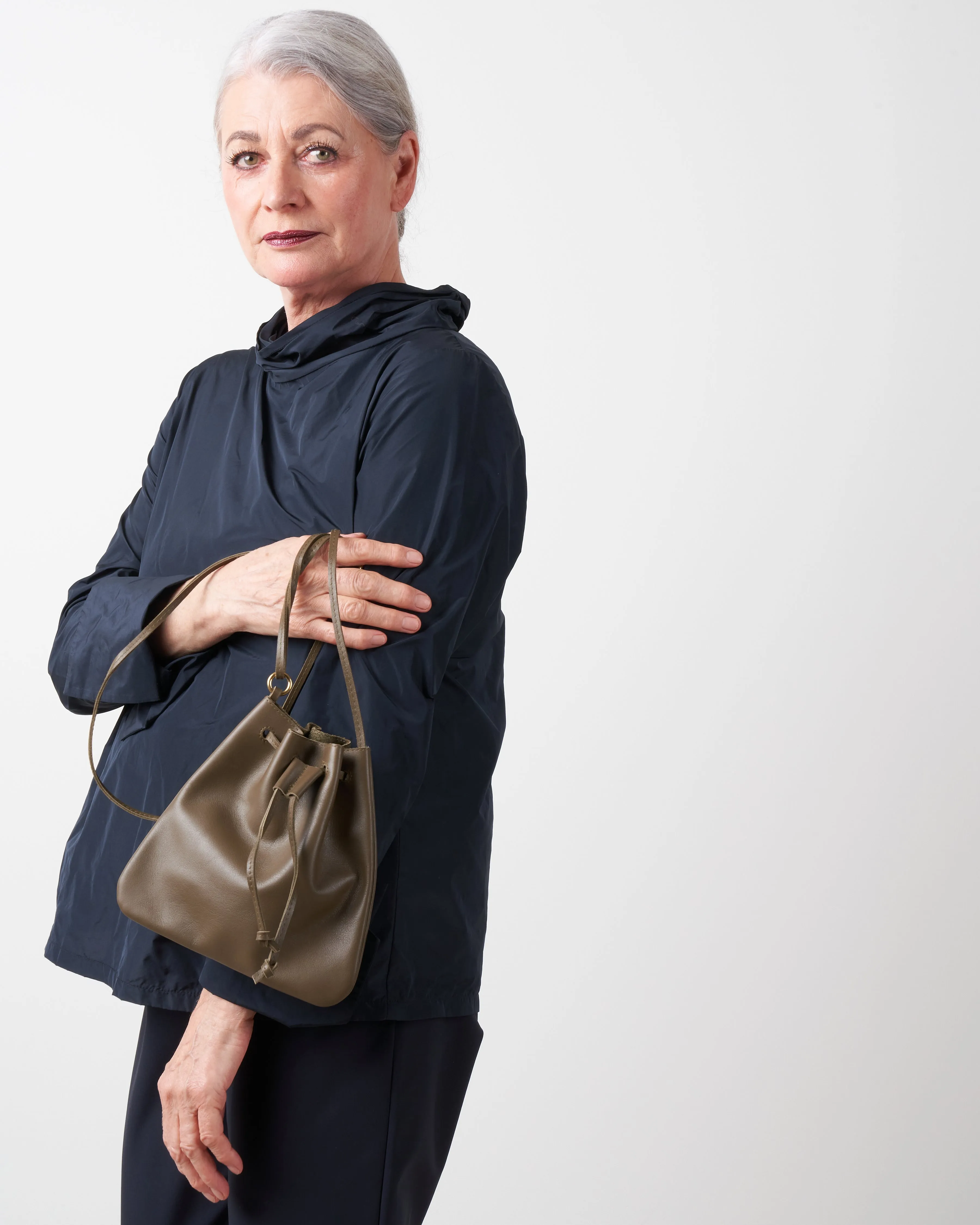 crossbody - olive leather