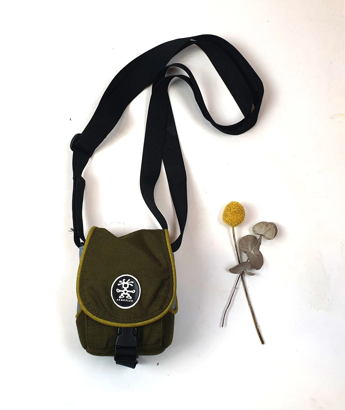 Crumpler cute "baby scarer" crossbody bag
