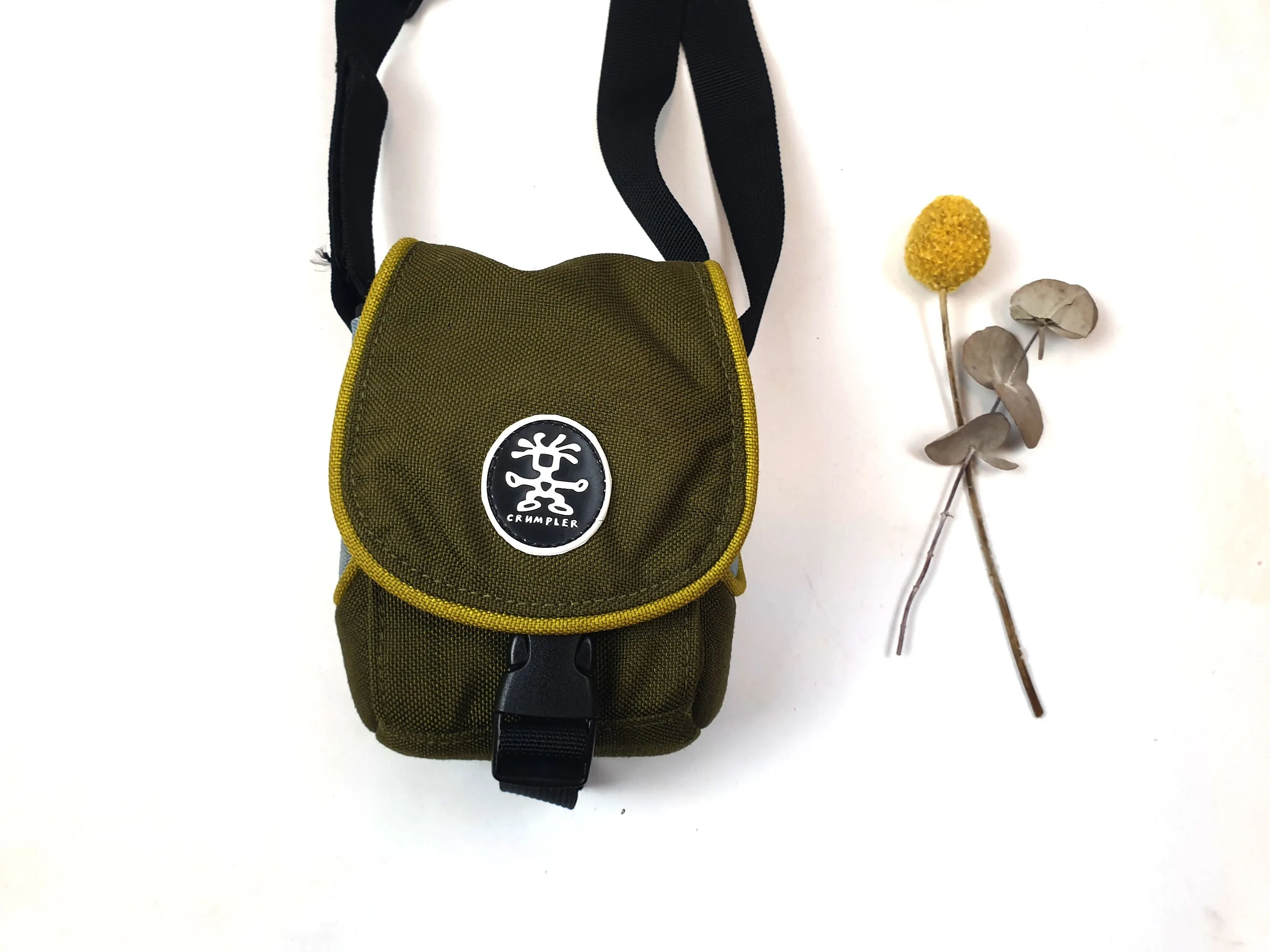 Crumpler cute "baby scarer" crossbody bag