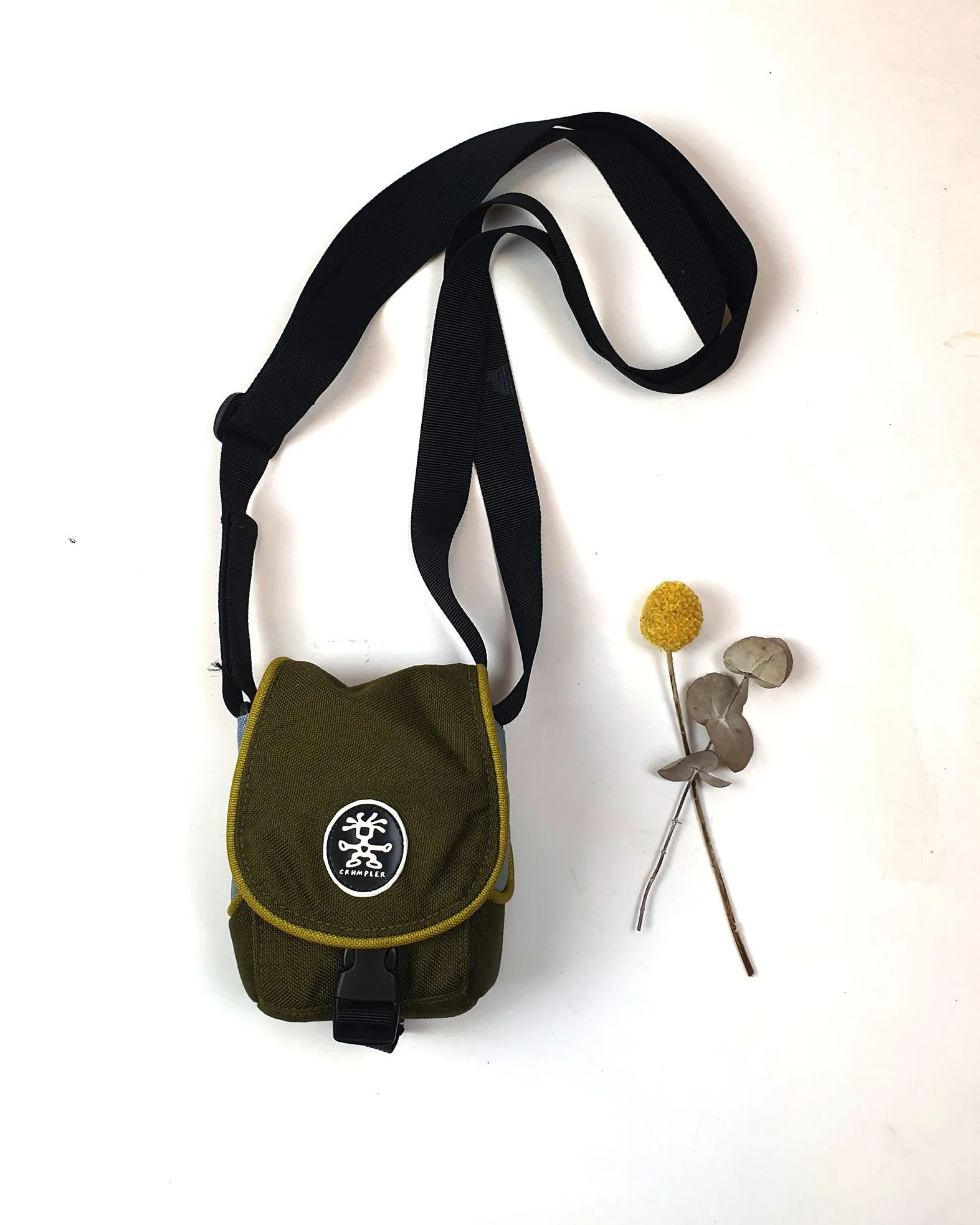 Crumpler cute "baby scarer" crossbody bag