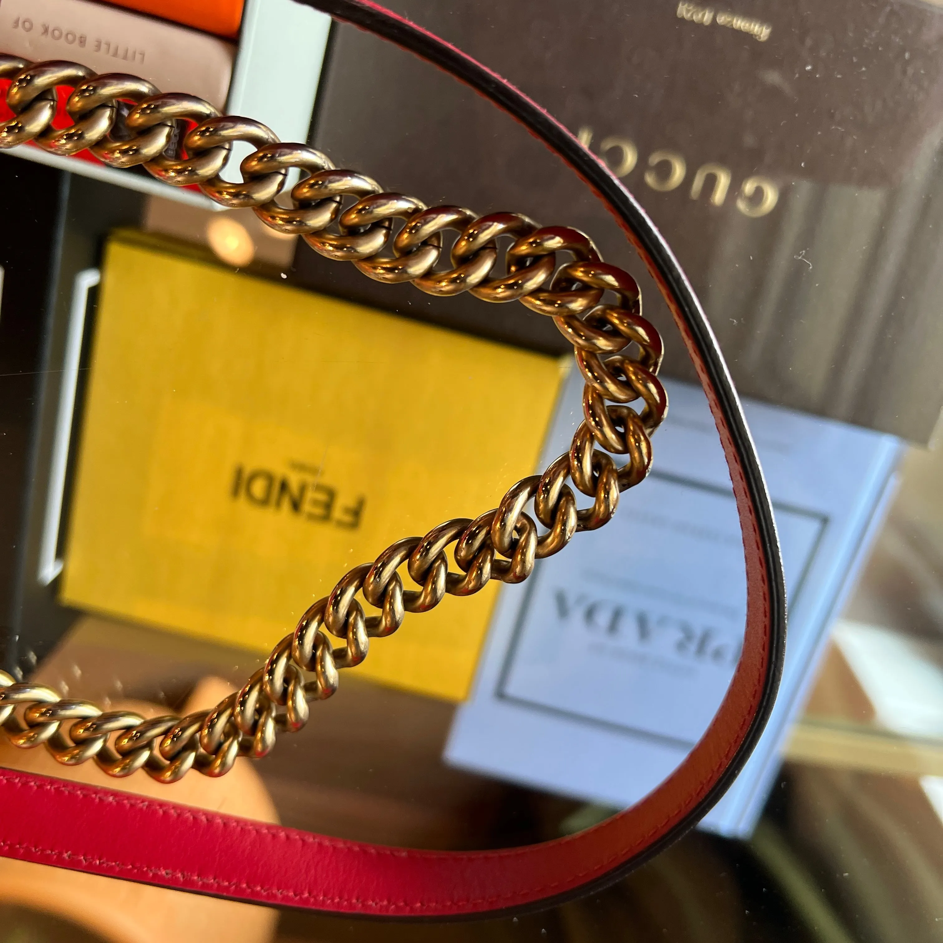 GUCCI Red Small Marmont Matelasse Flap Bag