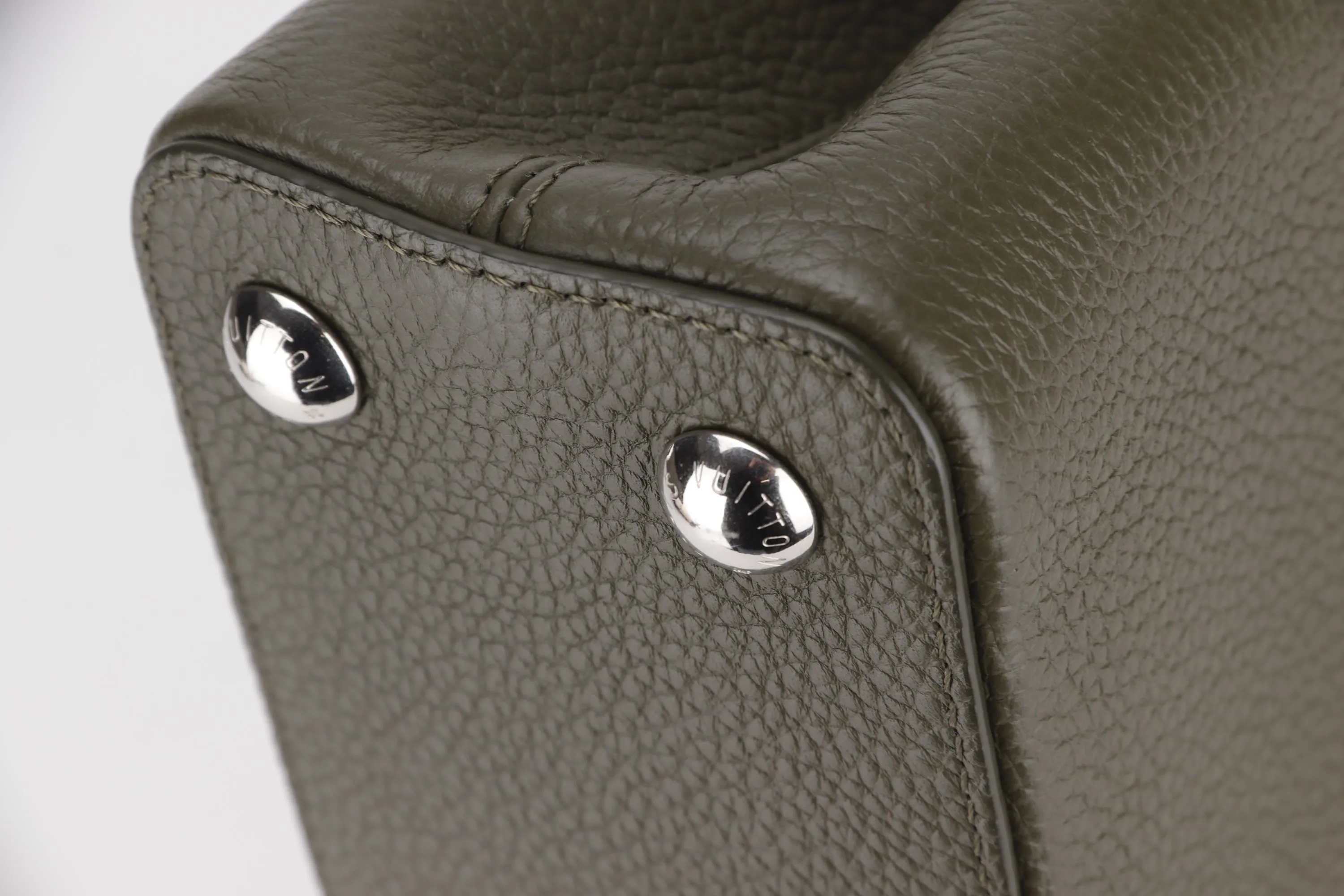 LOUIS VUITTON M57227 CAPUCINES BB, KHAKI COLOR TAURILLON LEATHER SILVER HARDWARE, WITH STRAP & DUST COVER