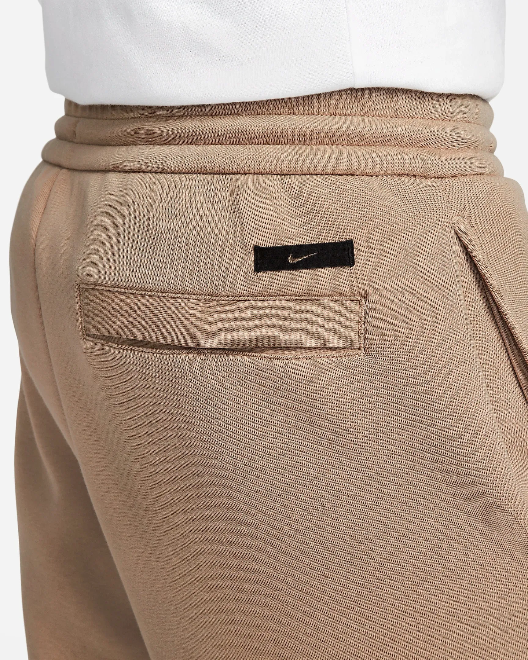 Nike Loose Fit Open Hem Sweatpants