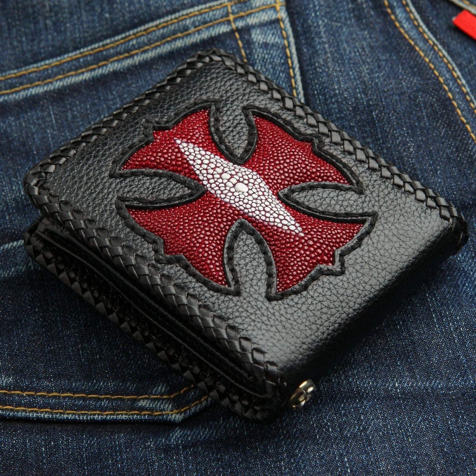 Red Stingray Leather Cross Men's Bifold Biker Chain Wallet