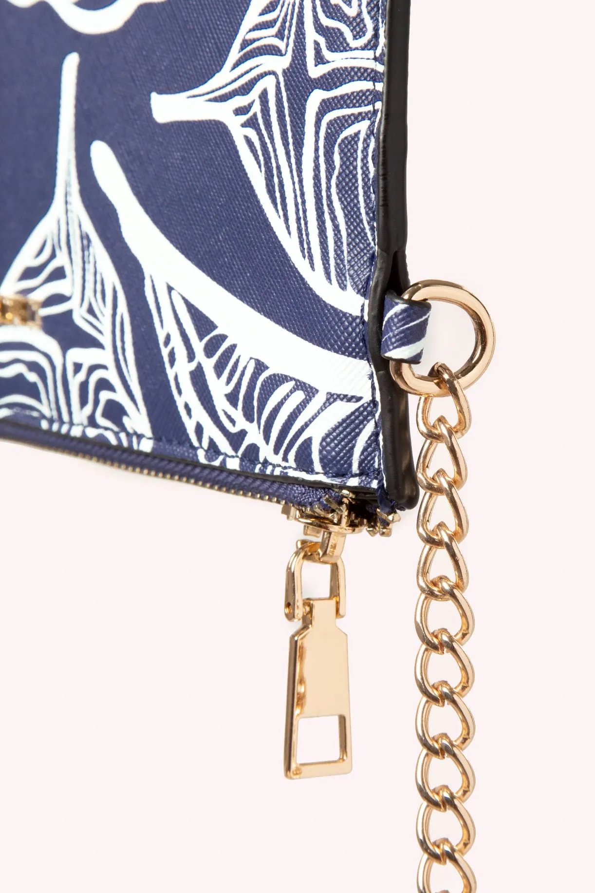 TRAVEL POUCH- NAVY