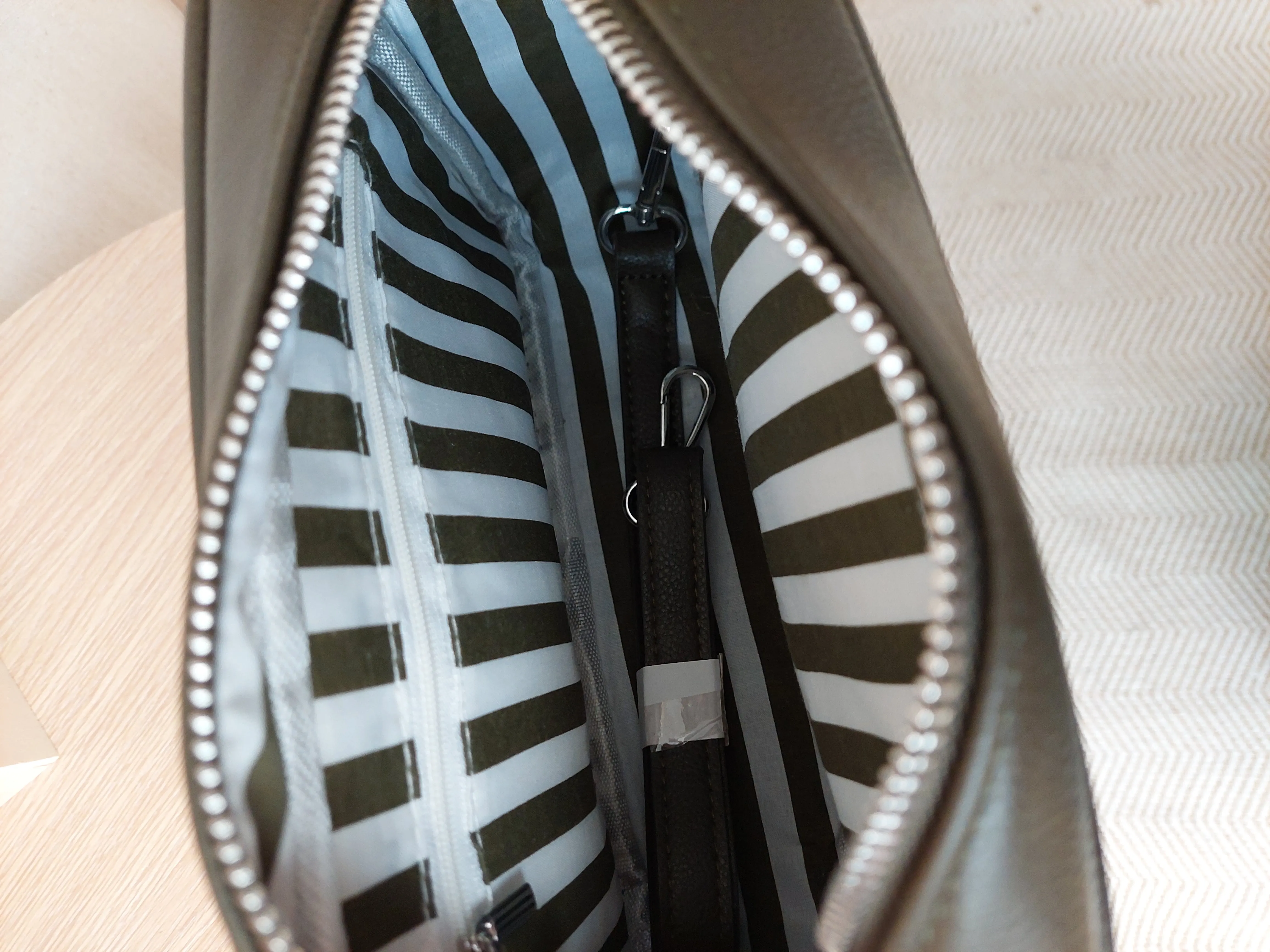 Vegan Leather Merivale Bag - Olive