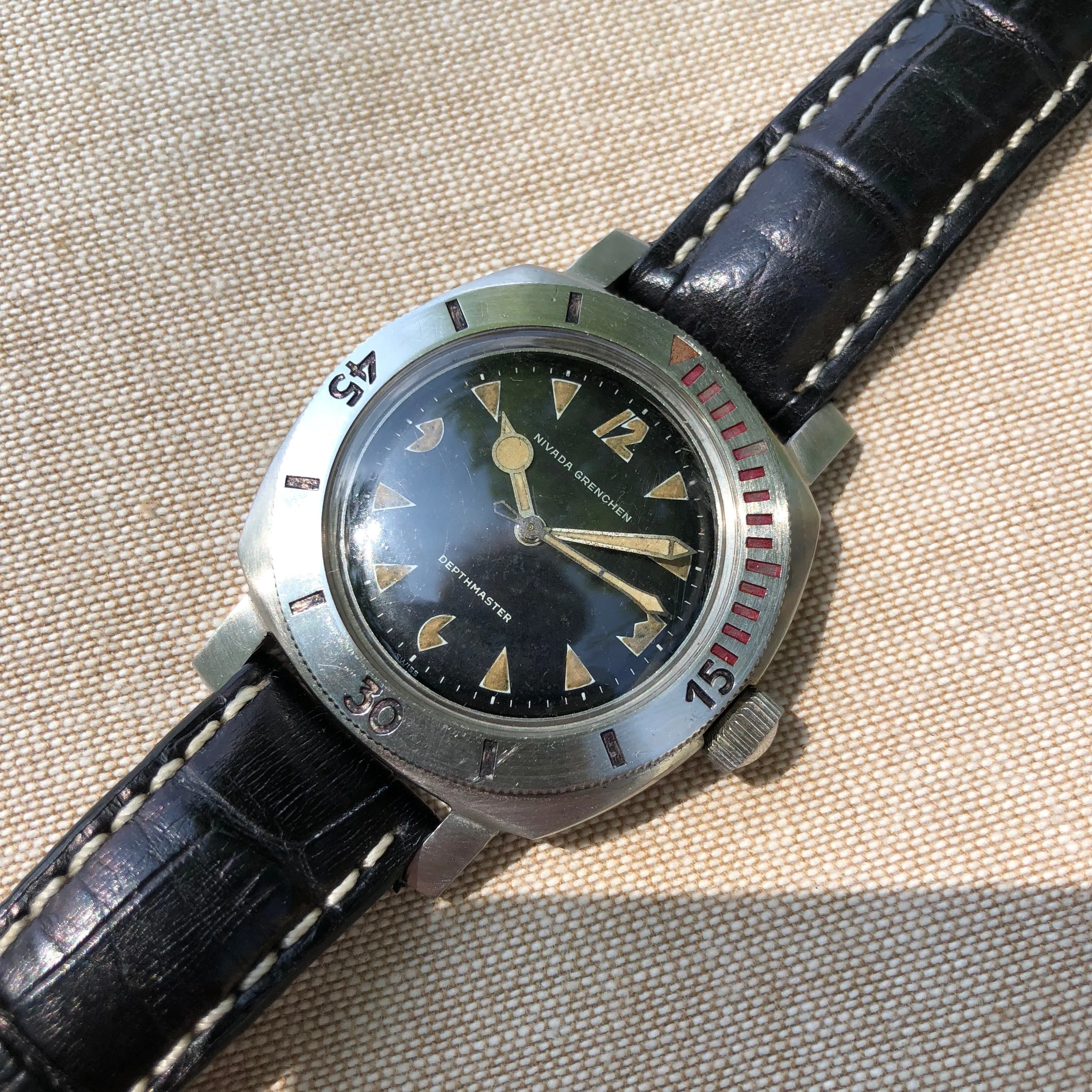 Vintage Nivada Grenchen PacMan Depthmaster 35232 Automatic 3000M Wristwatch